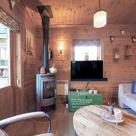 De 5 Platanen 훌쇼스트